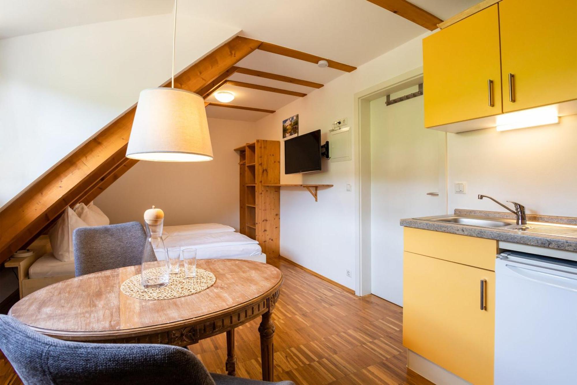 Weingut Haus Steinbach Villa Radebeul Room photo